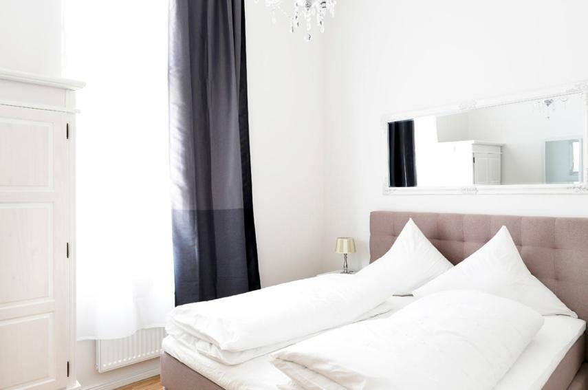 Sc 03 By Rockchair Apartments L Superhost Status L 2 Bedrooms Boxspringbeds Balcony Elevator - Cozy Family & Business Flair Welcomes You! Berlin Eksteriør bilde
